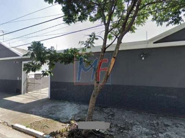 Excelente terreno no bairro Belenzinho de 1.132 m² e área construída 1.250 m², galpão em U, testada 30 mts, zoneamento ZEU. REF: 14.114 -