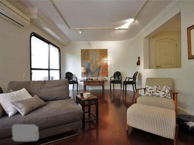 REF: 14.130 - Lindo apartamento na Vila Morumbi com 132 m² com 2 quartos sendo 1 suíte, armários embutidos, varanda, 2 vagas fixas.