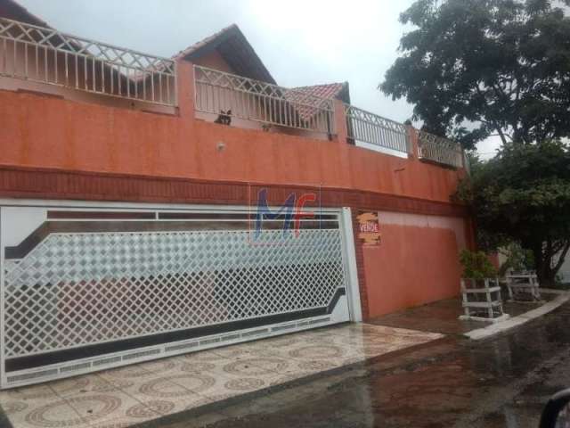 REF: 14.132 - Lidissima  Casa tipo Sobrado no  Bairro de Interlagos, com 4 quartos sendo 1 suíte, sala, cozinha, varanda, 121 m² e 6 vagas .