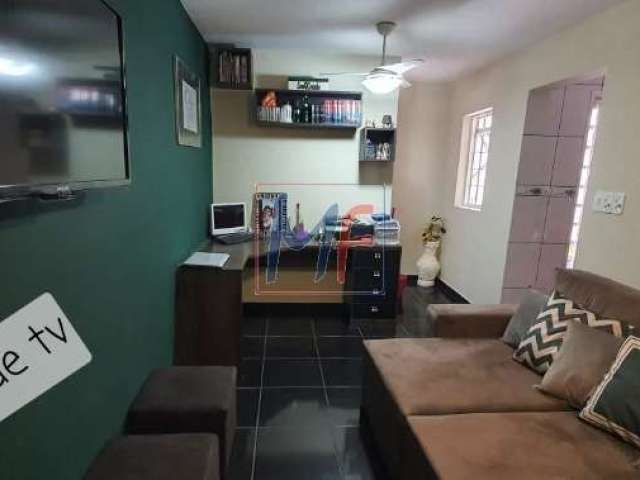 REF: 14.379 - Sobrado no Conj. Res. Sitio Oratorio, com 2 quartos, salas, cozinha americana, 2 vagas, lavanderia com churrasqueira. 100 m²