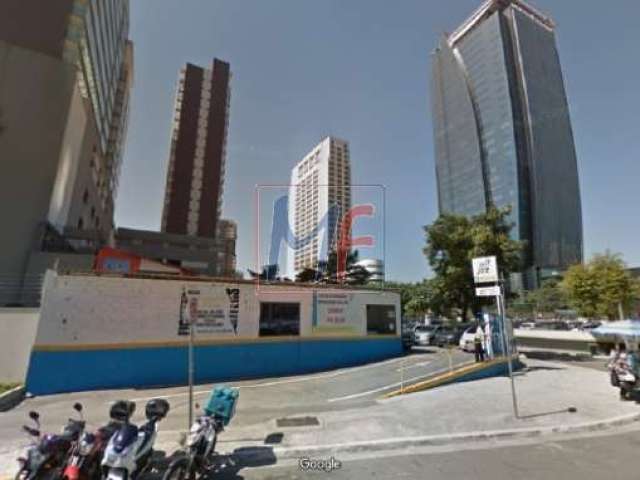 Excelente Terreno de 1.465 m2 e  esquina  para Locação no bairro Santo Amaro - Zoneamento ZM - Testada de 44, 20 metros. REF  9461 -