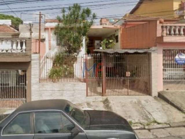 REF: 15.695 - Linda casa na Vila Santa Clara, com 162,5 m² a.u., 2 quartos, sala, cozinha, área de serviço, fundos com churrasqueira, 1 vaga.