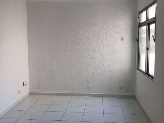 Apartamento 1 dormitório, localizado no bairro do Embaré, Santos a meia quadra da praia.