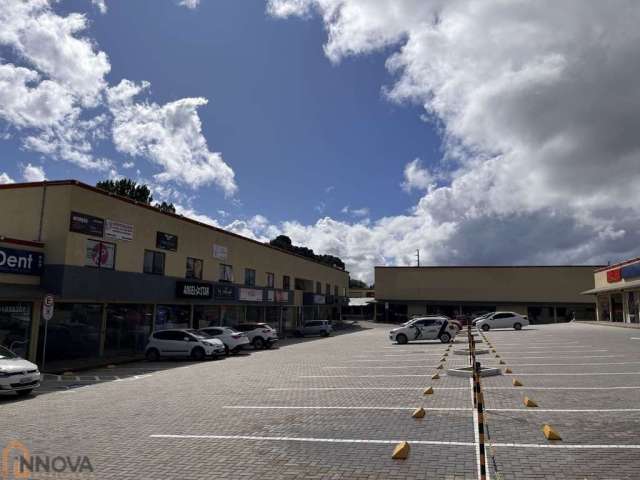 Loja para alugar, 88.82 m2 por R$5600.00  - Sitio Cercado - Curitiba/PR