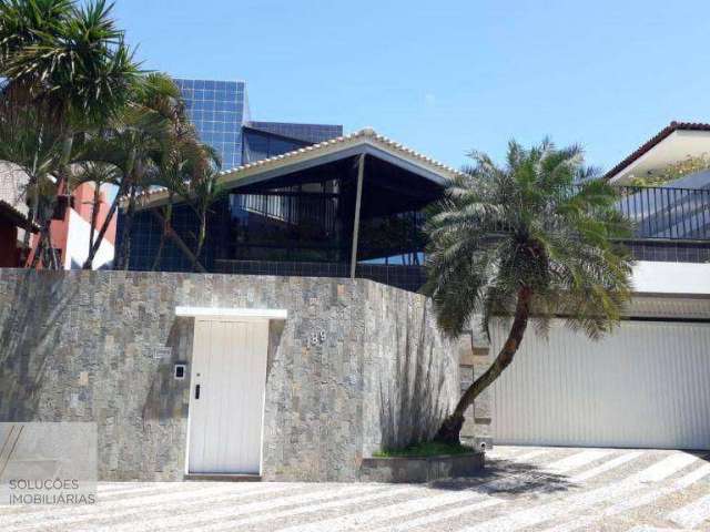 Casa à Venda com 575 m² de Terreno e 354 m² de área Construída  por 2.600.000,00