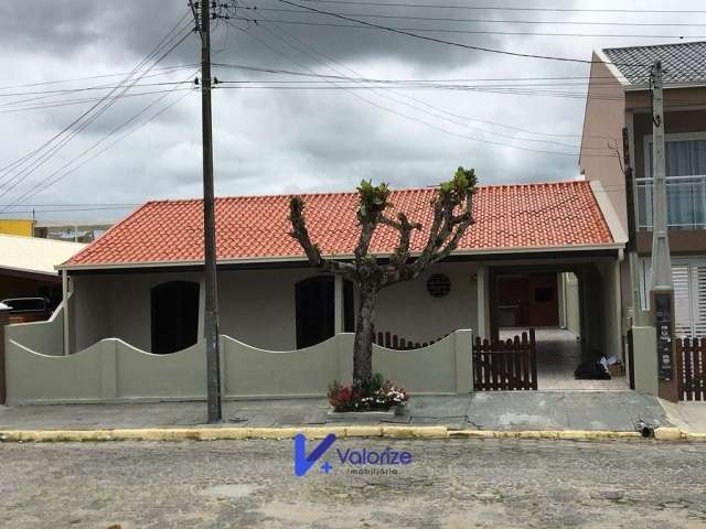 Casa á venda na faixa mar Pontal do Paraná