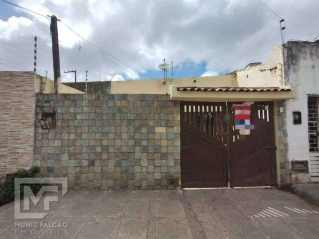 Casa nascente com três quartos, Ponta Grossa