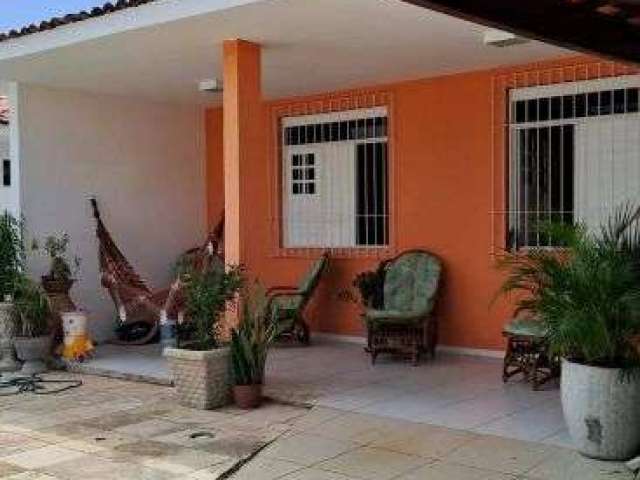 Casa com cinco quartos (duas suítes), piscina, Gruta de Lourdes