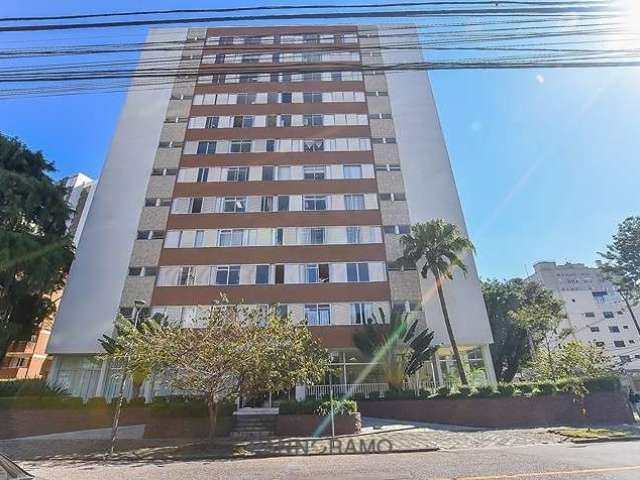 Apartamento na melhor localização do Batel