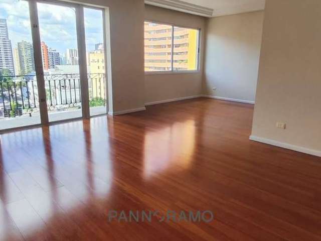 Apartamento Iluminado com 4 dormitórios Batel