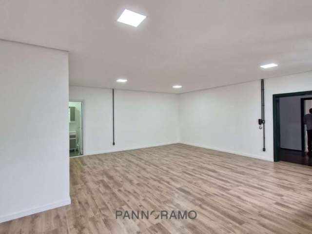 Sala Comercial de 64m² na XV de Novembro!