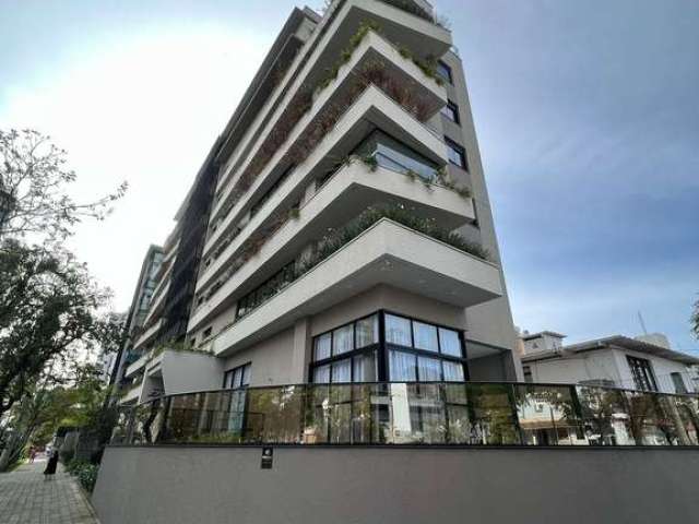 Apartamento de 4 Suítes na Alameda em Blumenau