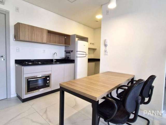 Apartamento com 1 dormitório para alugar, 33 m² por R$ 2.760,48/mês - Victor Konder - Blumenau/SC