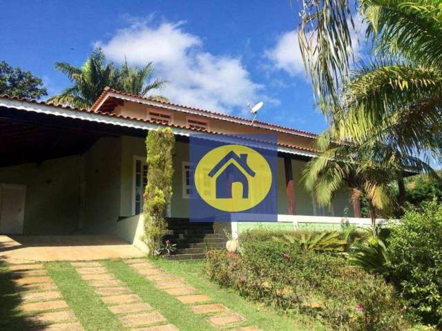 Casa em condomínio terrea com varanda e piscina parque da fazenda itatiba / jundiaí sp