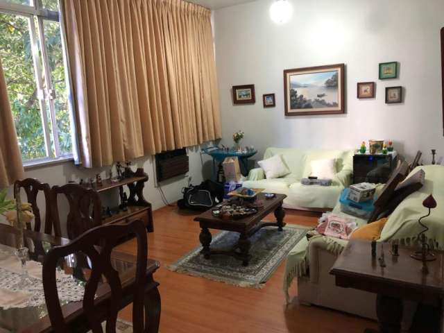 Excelente apartamento em termos de metragem