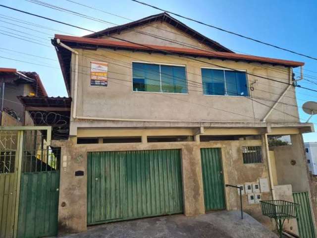 Oportunidade 5 casas em lote de 200 m² no B. Gávea II - Vespasiano - CA00552