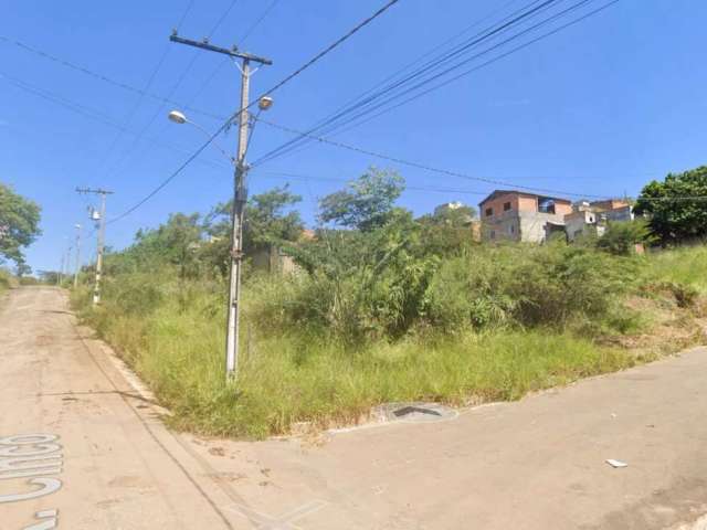 Terreno de esquina de 300 metros para venda,  São Miguel, Matozinhos - TE3128