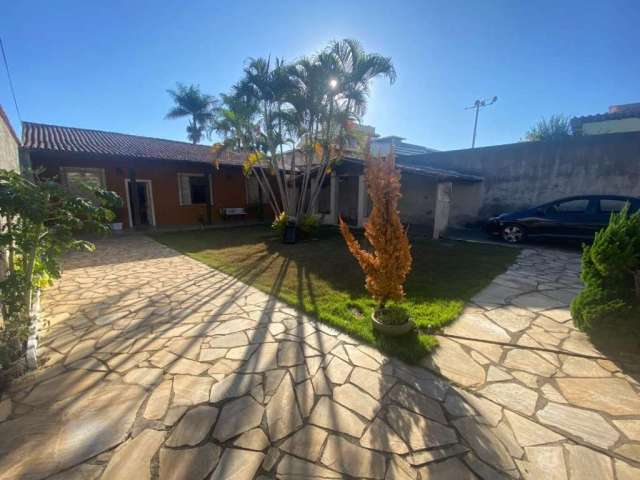 Casa para venda lote inteiro, 3 quartos no Santa Monica, Belo Horizonte - CA3266