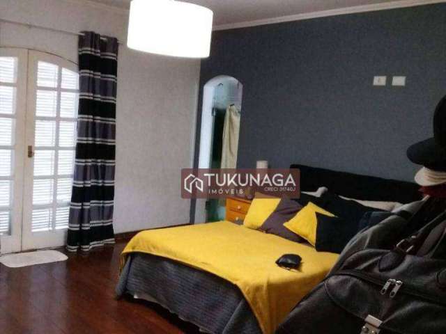 Sobrado com 3 dormitórios para alugar, 260 m² por R$ 5.000/mês - Vila Augusta - Guarulhos/SP