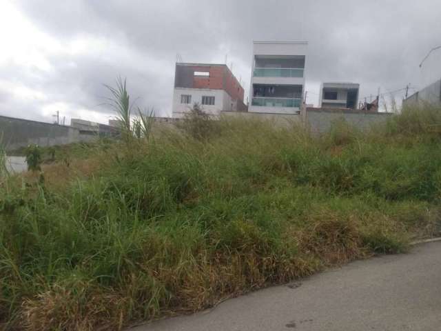 Terreno Para Vender no bairro Laranjeiras em Caieiras