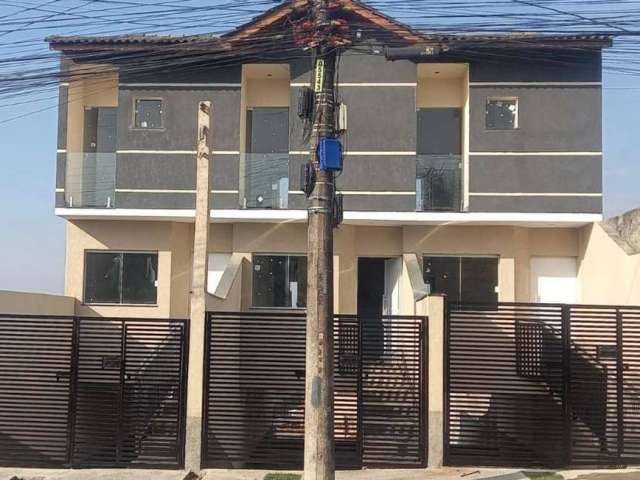 Sobrado Para Vender com 2 quartos 2 suítes no bairro Serpa em Caieiras