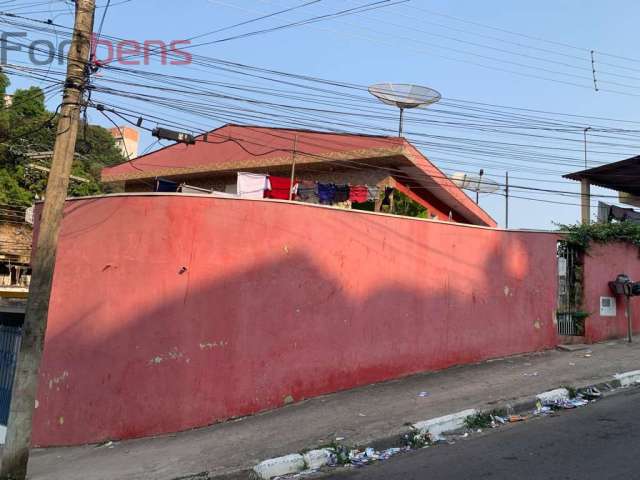 Casa Para Alugar com 3 quartos no bairro Vila Rosina em Caieiras