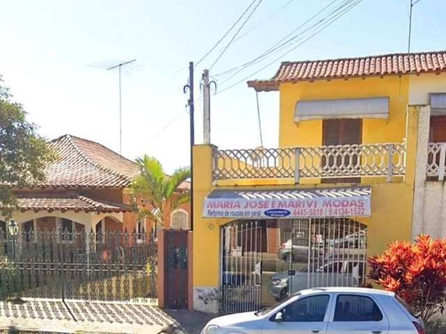 Sobrado Para Vender com 2 quartos no bairro Região Central em Caieiras