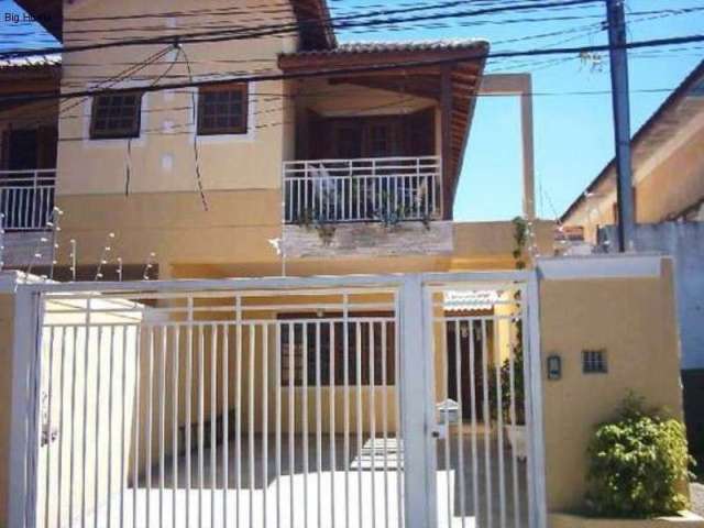 Sobrado residencial para Venda na Santa Teresinha, excelente localização, ao lado da Avenida Imirim, 3 suítes e 4 vagas