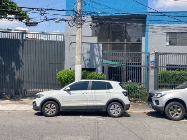 Galpão comercial para Locação no Jardim Japão, ótima localização, ao lado da Av Cerejeiras, Rod. Press. Dutra, 9 salas e 5 vagas