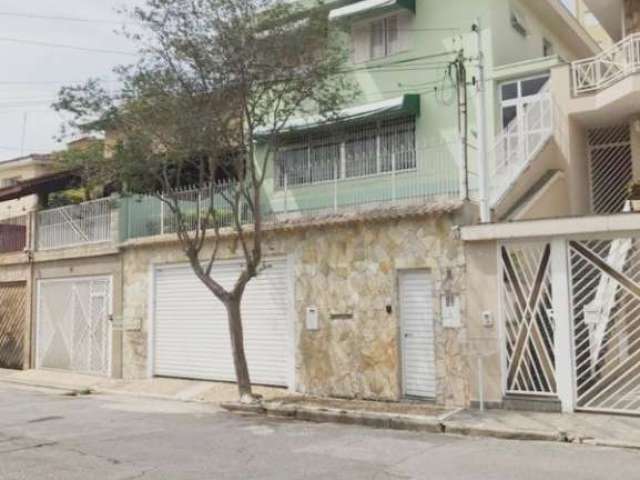 Casa assobradada residencial para Venda na Vila Dom Pedro II, excelente localização, à 200m do Metrô Parada Inglesa, 3 suítes, 6 vagas e lazer.