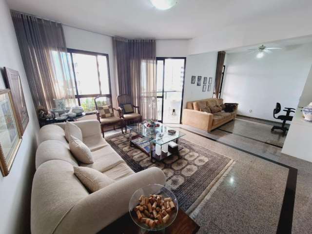 APARTAMENTO A VENDA NO CIDADE JARDIM 3 SUÍTES,142m²,VARANDA,NASCENTE TOTAL