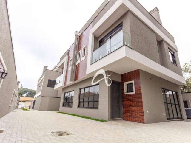 Triplex em condomínio novo à venda, com terraço, 3 quartos sendo 1 suíte com closet, no Bairro Portão / Água Verde, Curitiba/PR.