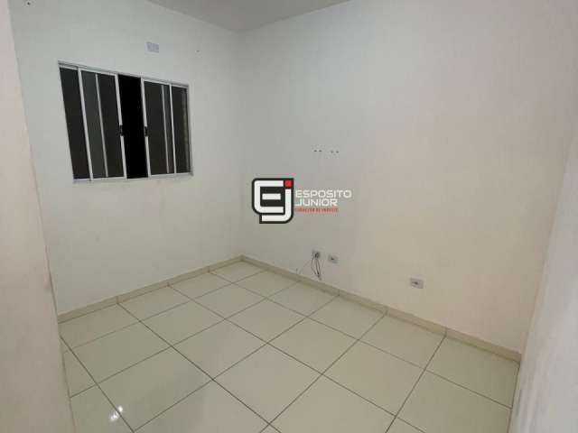 Casa com 2 dormitórios à venda, 50 m² por R$ 220.000