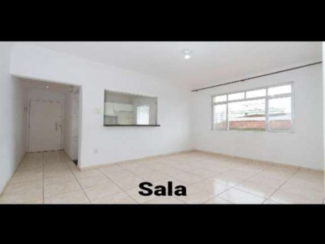 Apartamento aconchegante com 2 dormitórios no bairro do Embaré, em Santos.