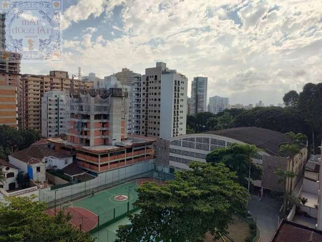 Apartamento com 2 quartos  na Quadra da Praia da Aparecida em Santos