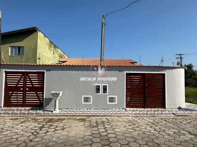 Casa com 2 quartos à venda na Rua São Bento, Jardim Praia Grande, Mongaguá por R$ 324.900