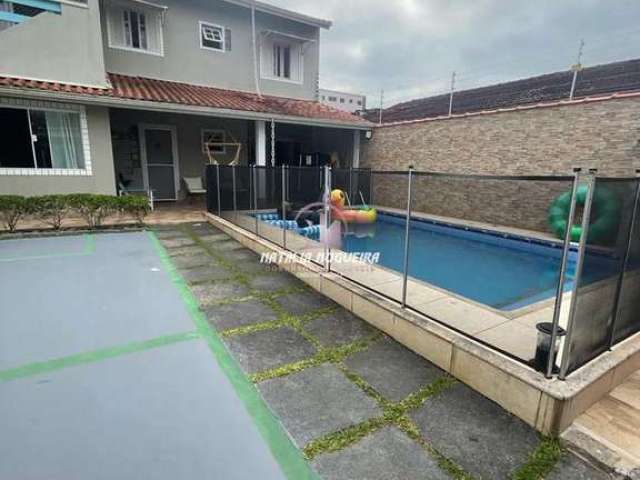 Casa com 3 quartos à venda na Rua Íris, Jardim Real, Praia Grande por R$ 900.000