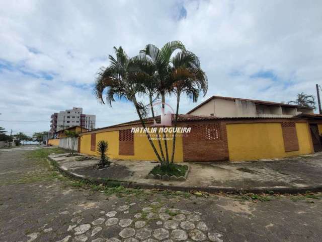 Casa com 4 quartos à venda na Rua Santa Terezinha, Balneário Regina Maria, Mongaguá por R$ 375.000