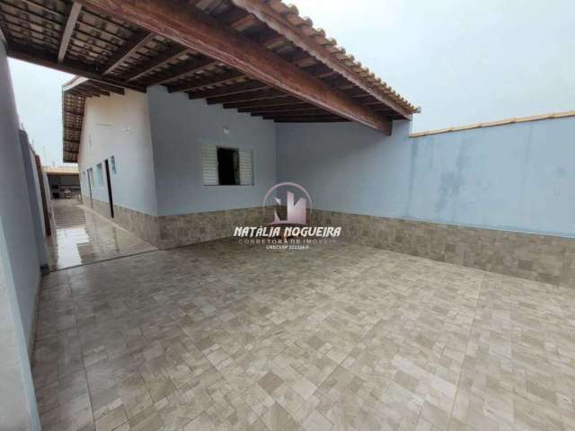 Casa nova com piscina em Mongaguá Cod: 2359