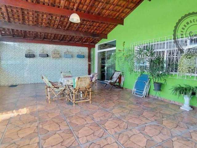 Casa com 3 dormitórios à venda, 250 m² por R$ 900.000,00 - Aviação - Praia Grande/SP