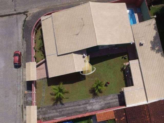 Casa com 4 dormitórios à venda, 295 m² por R$ 1.350.000,00 - Martim de Sá - Caraguatatuba/SP