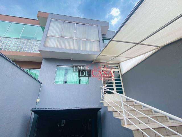 Sobrado com 3 dormitórios e 5 vagas  à venda, 130 m² por R$ 850.000 - Vila Ré - São Paulo/SP