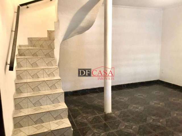 Sobrado com 3 dormitórios à venda, 150 m² por R$ 380.000,00 - Itaquera - São Paulo/SP