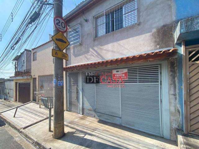 Casa terrea com 3 dormitórios  e 2 vagas de garagem à venda, 110 m² por R$ 500.000 - Itaquera - São Paulo/SP