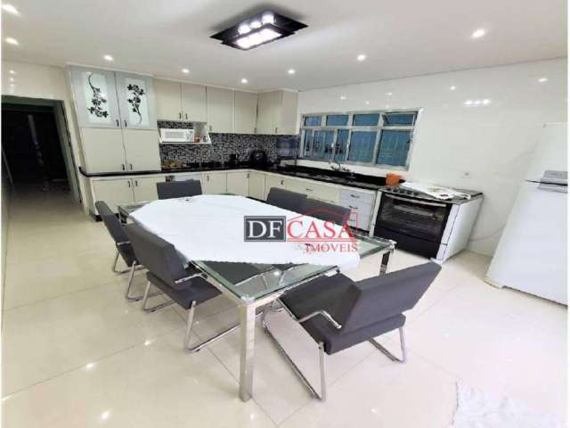 Sobrado com 4 dormitórios à venda, 169 m² por R$ 950.000,00 - Cidade Patriarca - São Paulo/SP