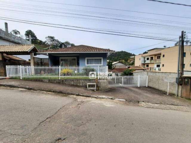 Casa com 4 dormitórios à venda, 320 m² por R$ 850.000,00 - Campo do Coelho - Nova Friburgo/RJ