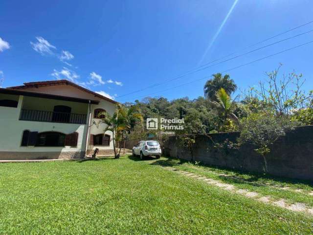 Casa à venda por R$ 760.000,00 - Amparo - Nova Friburgo/RJ