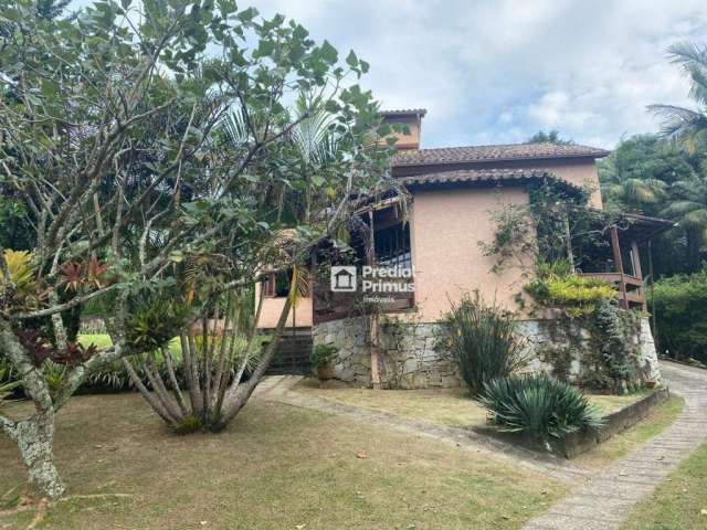 Casa com 3 dormitórios à venda, 337 m² por R$ 1.200.000,00 - Cascatinha - Nova Friburgo/RJ