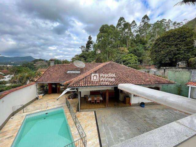 Refúgio de Luxo no Vale dos Pinheiros: Casa 4 dormitórios à venda, 317 m² por R$ 1.500.000 - Nova Friburgo/RJ