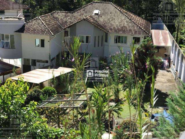 Casa à venda em condomínio fechado- Ponte da Saudade - Nova Friburgo/RJ